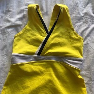 SOLD—-Tank lululemon